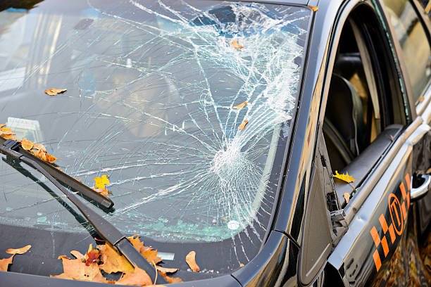 Windshield Repair Carson CA - Get Premium Auto Glass Repair and Replacement Services with RPV Mobile Glass