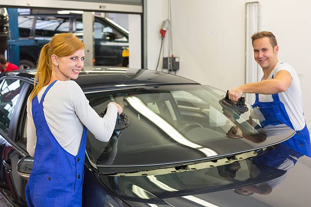 Windshield Repair Long Beach CA - Expert Auto Glass Repair and Replacement Services By RPV Mobile Glass